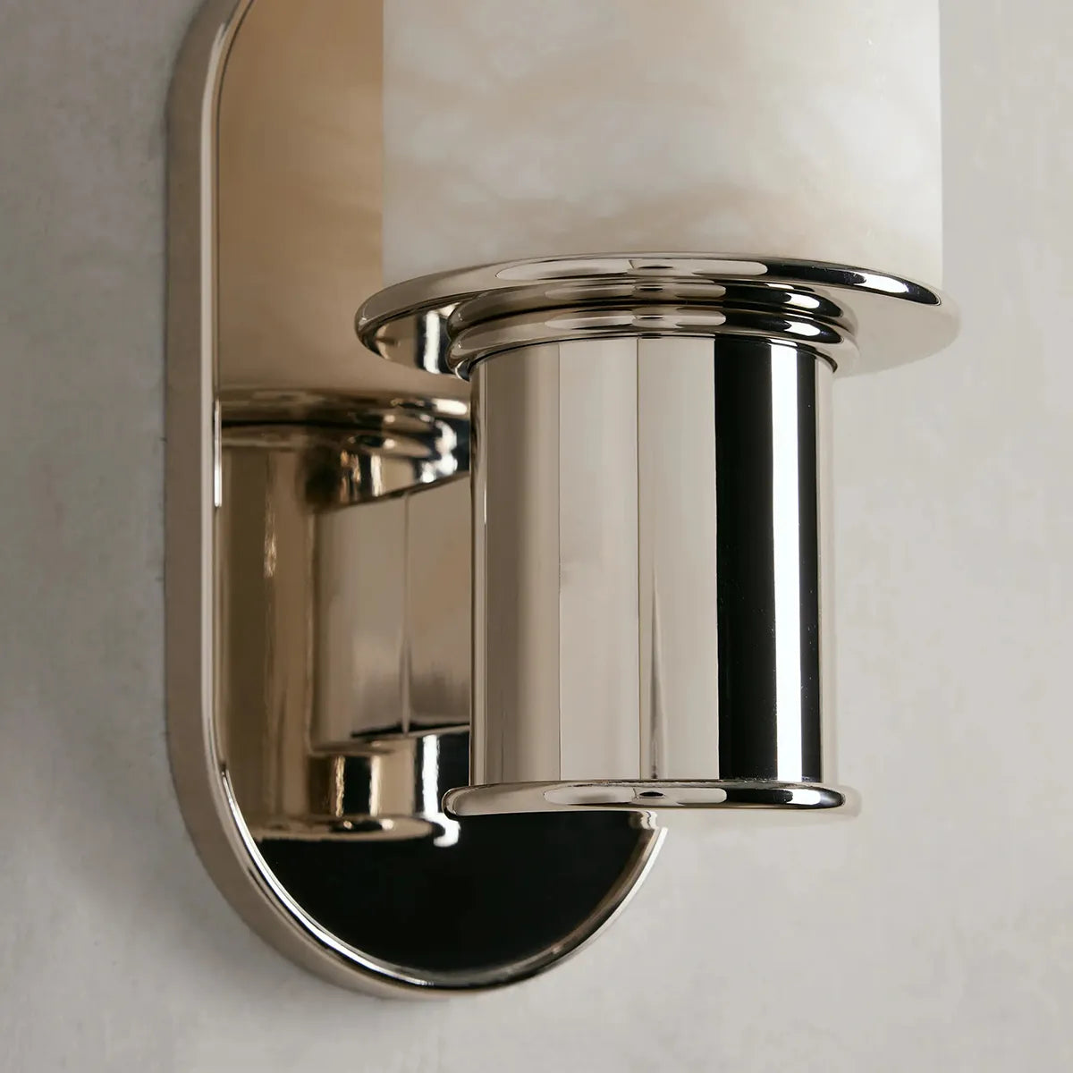 harlin-sconce-in-alabaster-6