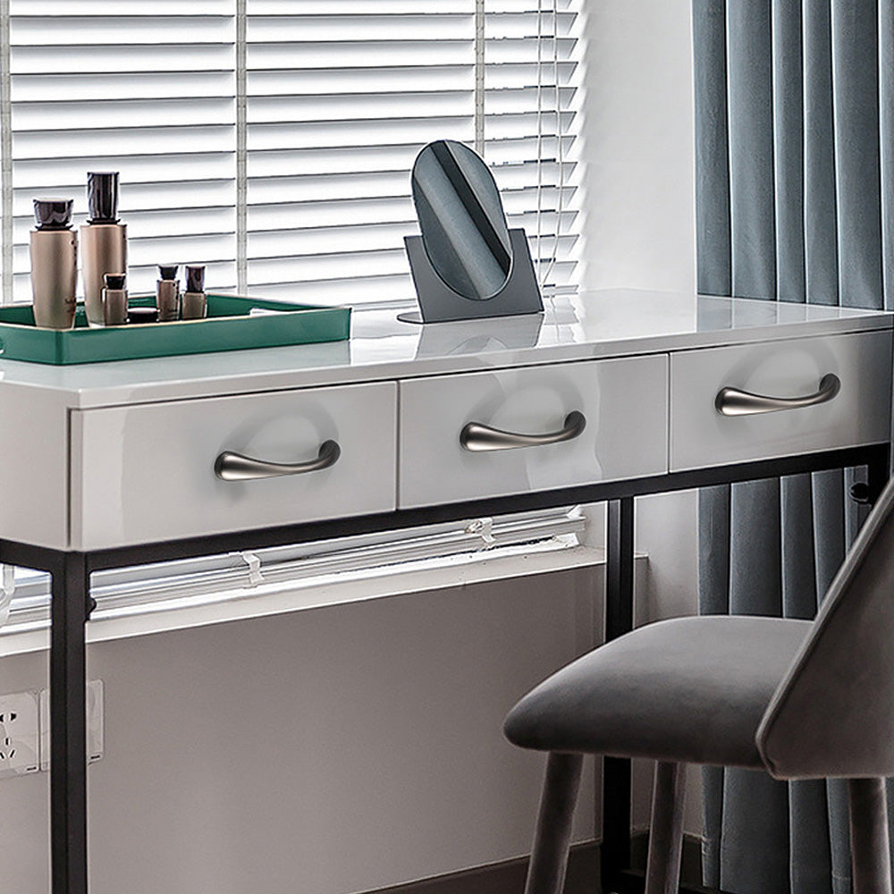 Simple Gold Modern Curved Cabinet Handles