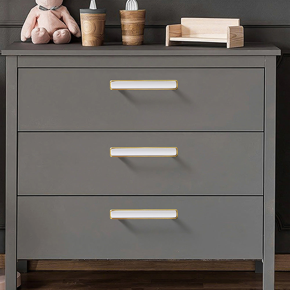 Modern Knobs and Pulls for Cabinets