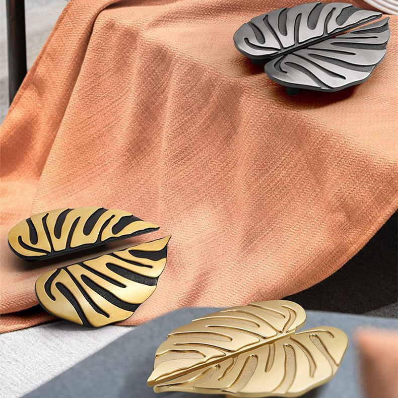 Leaf Brass Kitchen Pulls Drawer Knobs(A PAIR)
