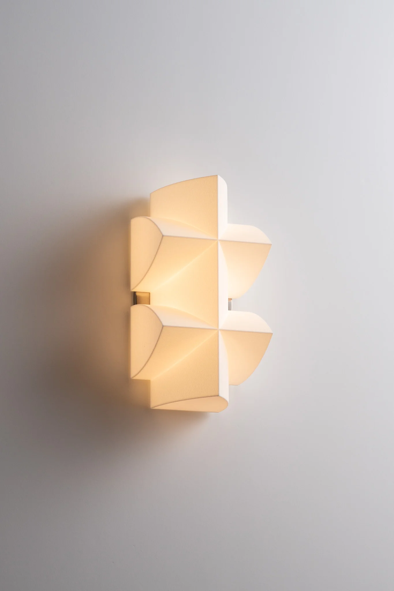 Solara Geometric Wall Sconce