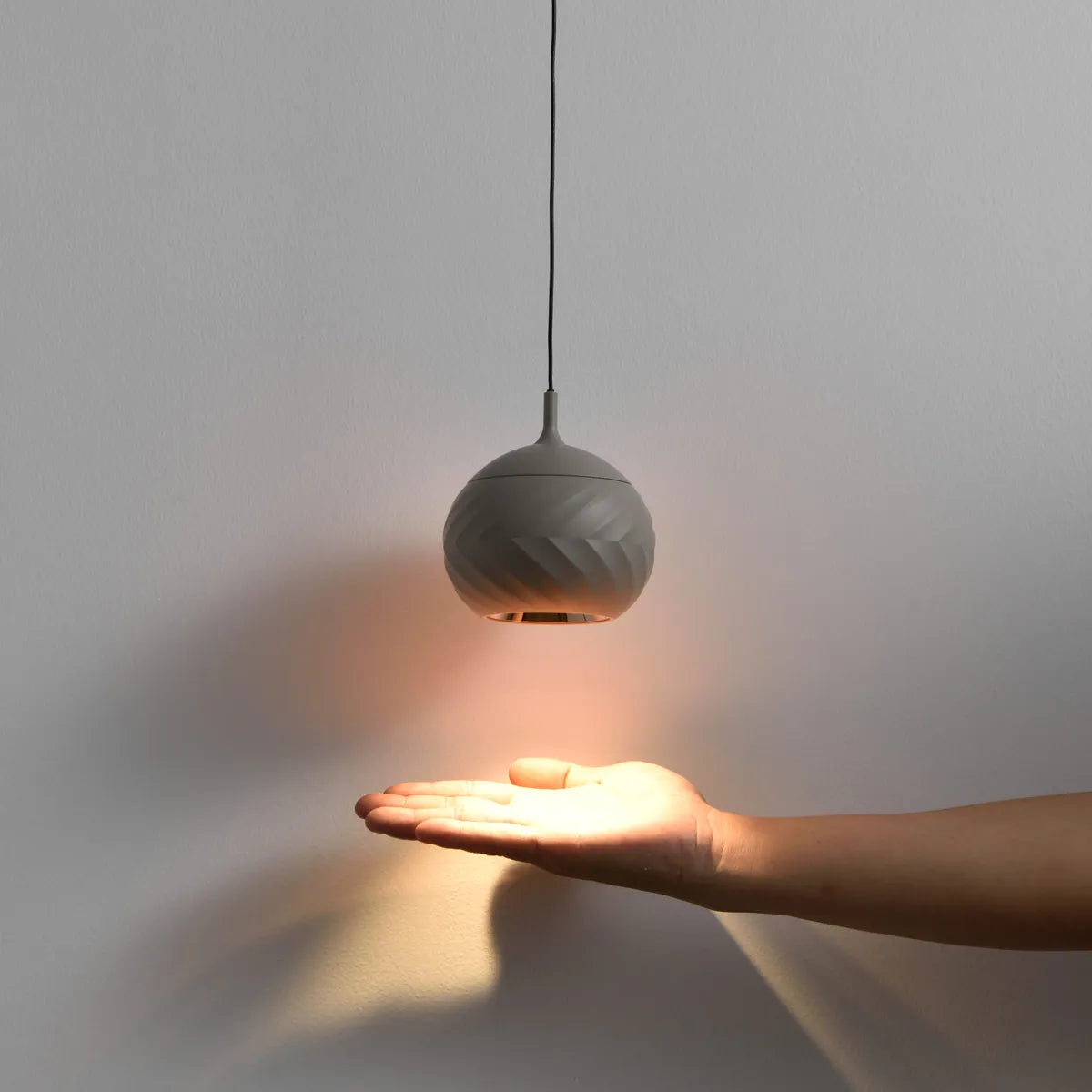 Round pendant