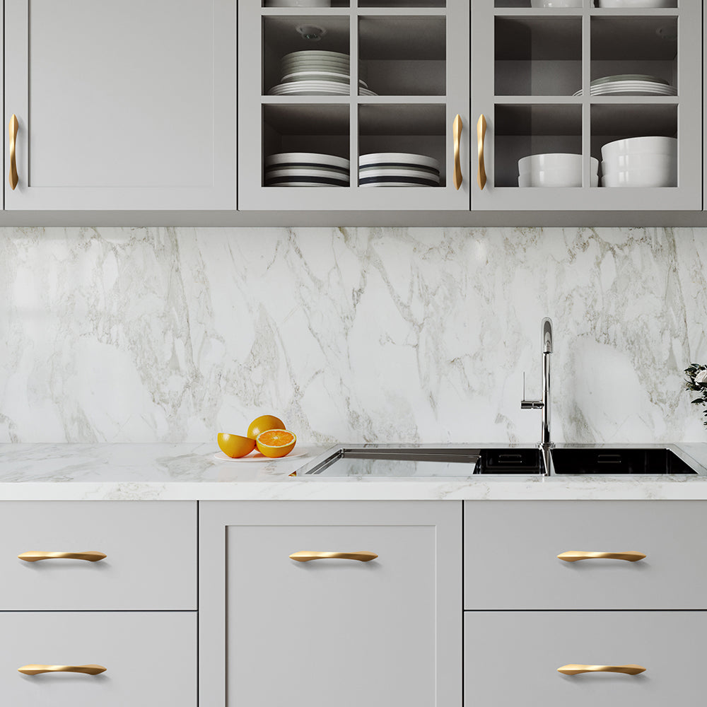 Contemporary Curve Zinc Alloy Kitchen Cabinet Handles