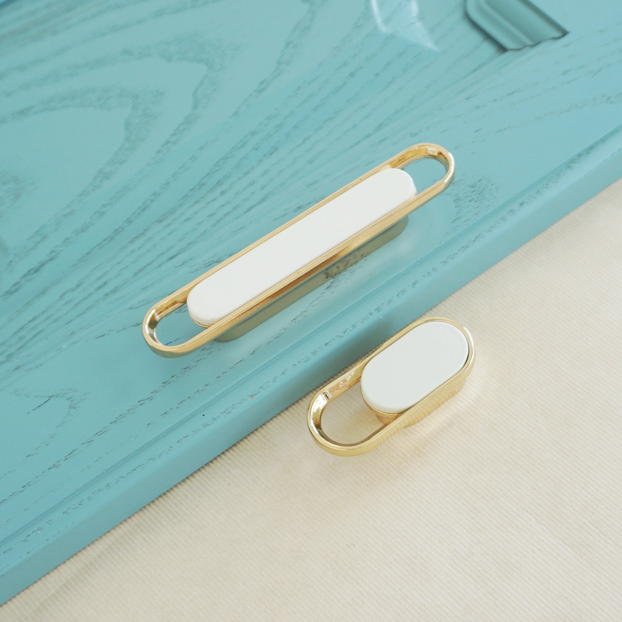 Modern Gold Chrome Kitchen Cabinet Handle and Knobs