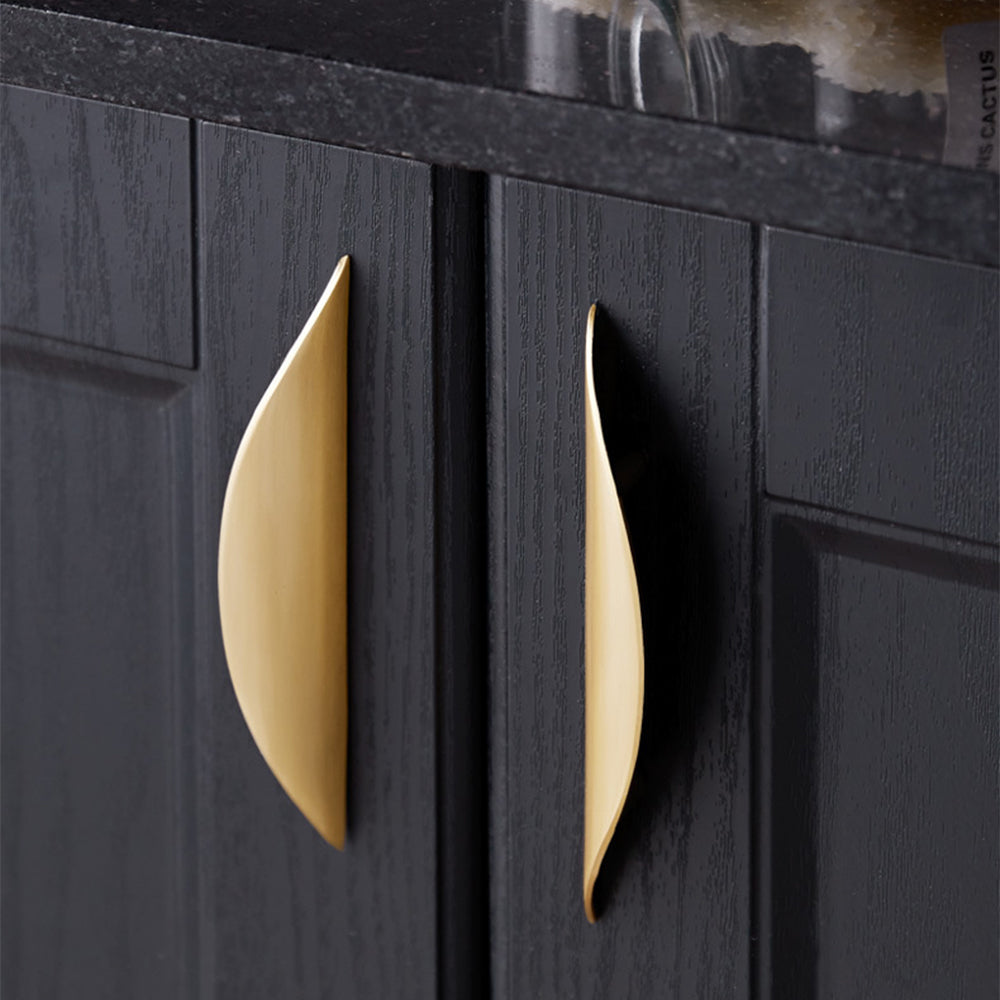 Half Moon Finger Edge Cabinet Handles Door Hardware