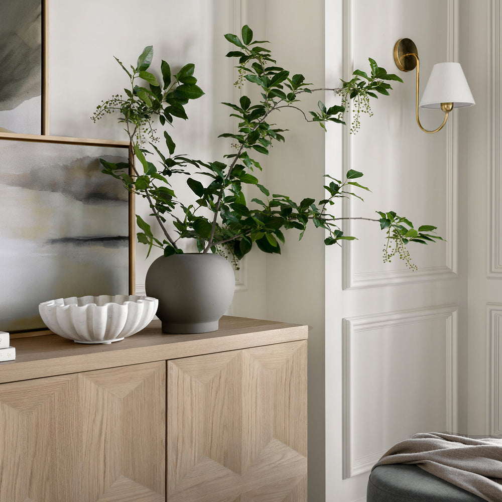 Wainwright Single Swoop Sconce