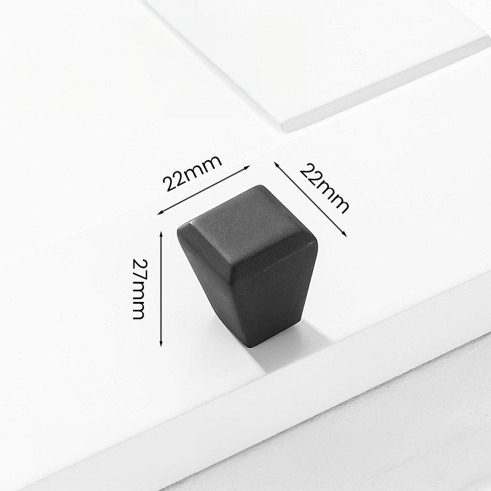 Classic Square Zinc Alloy Kitchen Cabinet Handles and Knobs