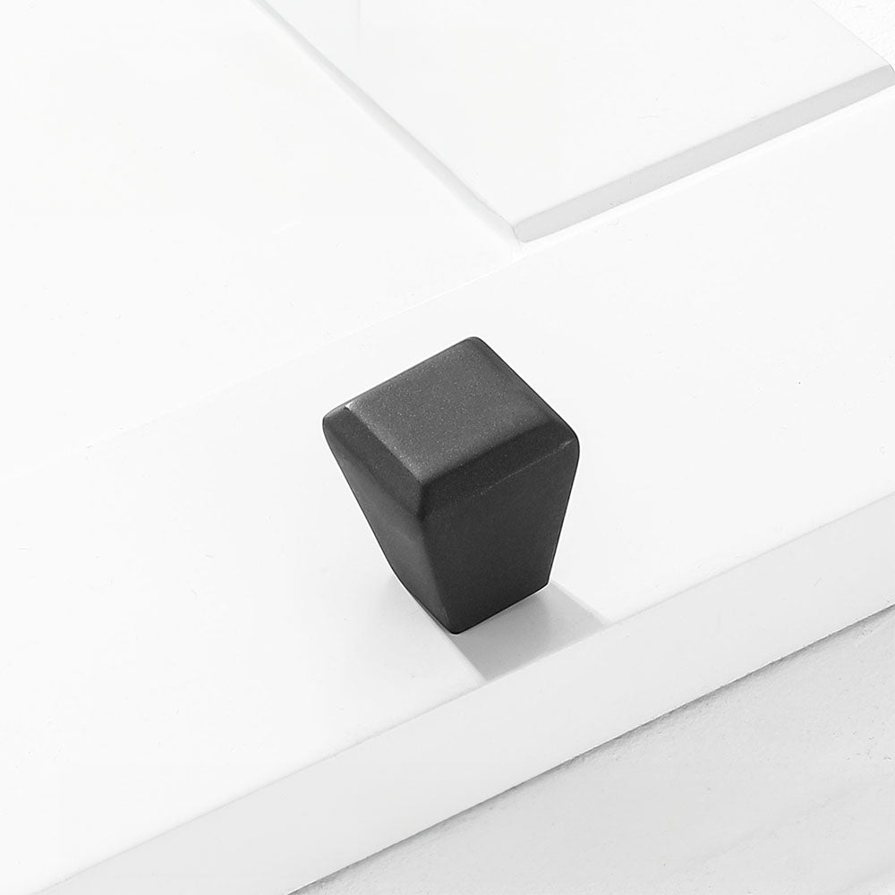 Classic Square Zinc Alloy Kitchen Cabinet Handles and Knobs