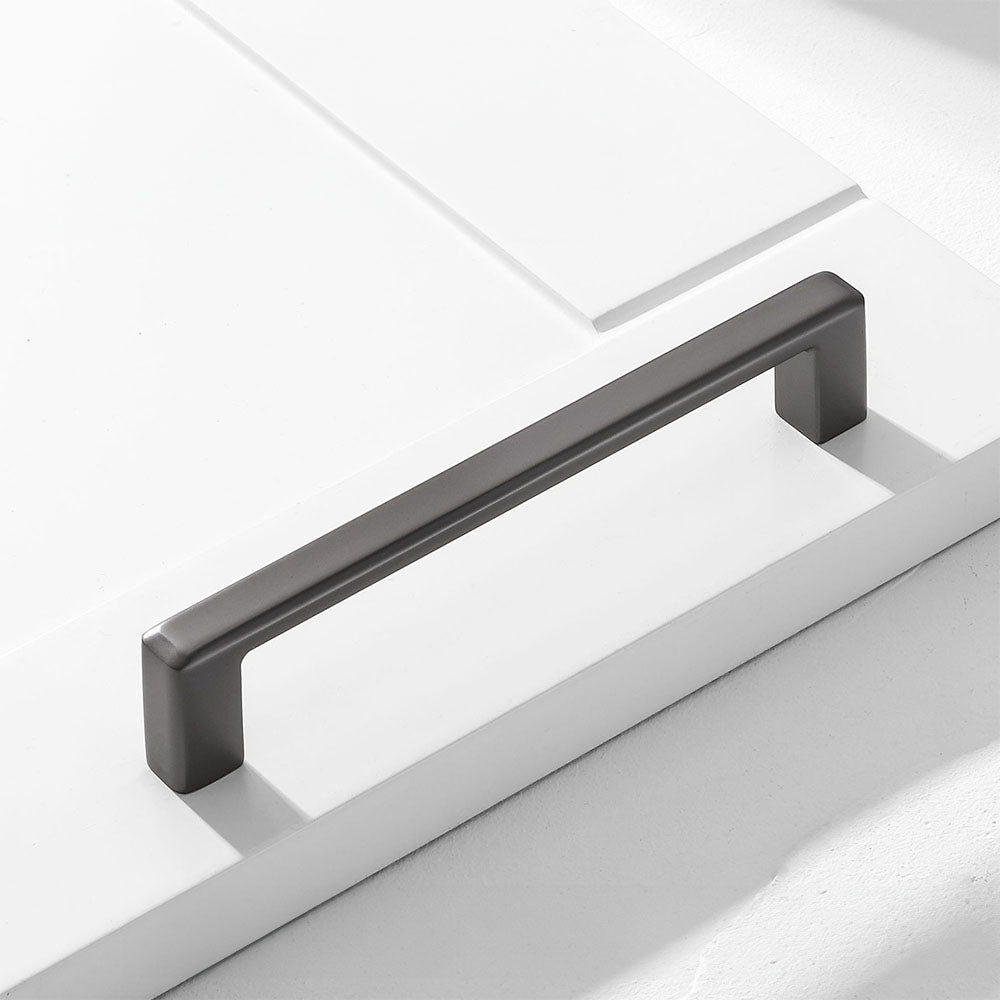Classic Square Zinc Alloy Kitchen Cabinet Handles and Knobs