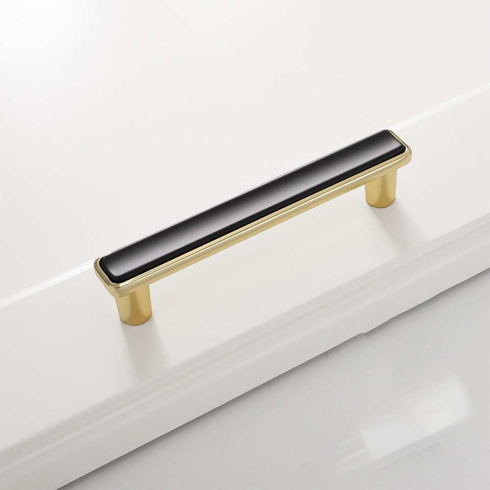 Modern Knobs and Pulls for Cabinets