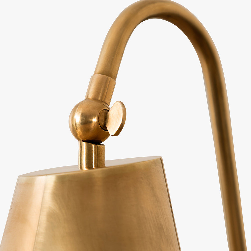 Saylor Sconce