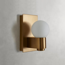 Casen Sconce