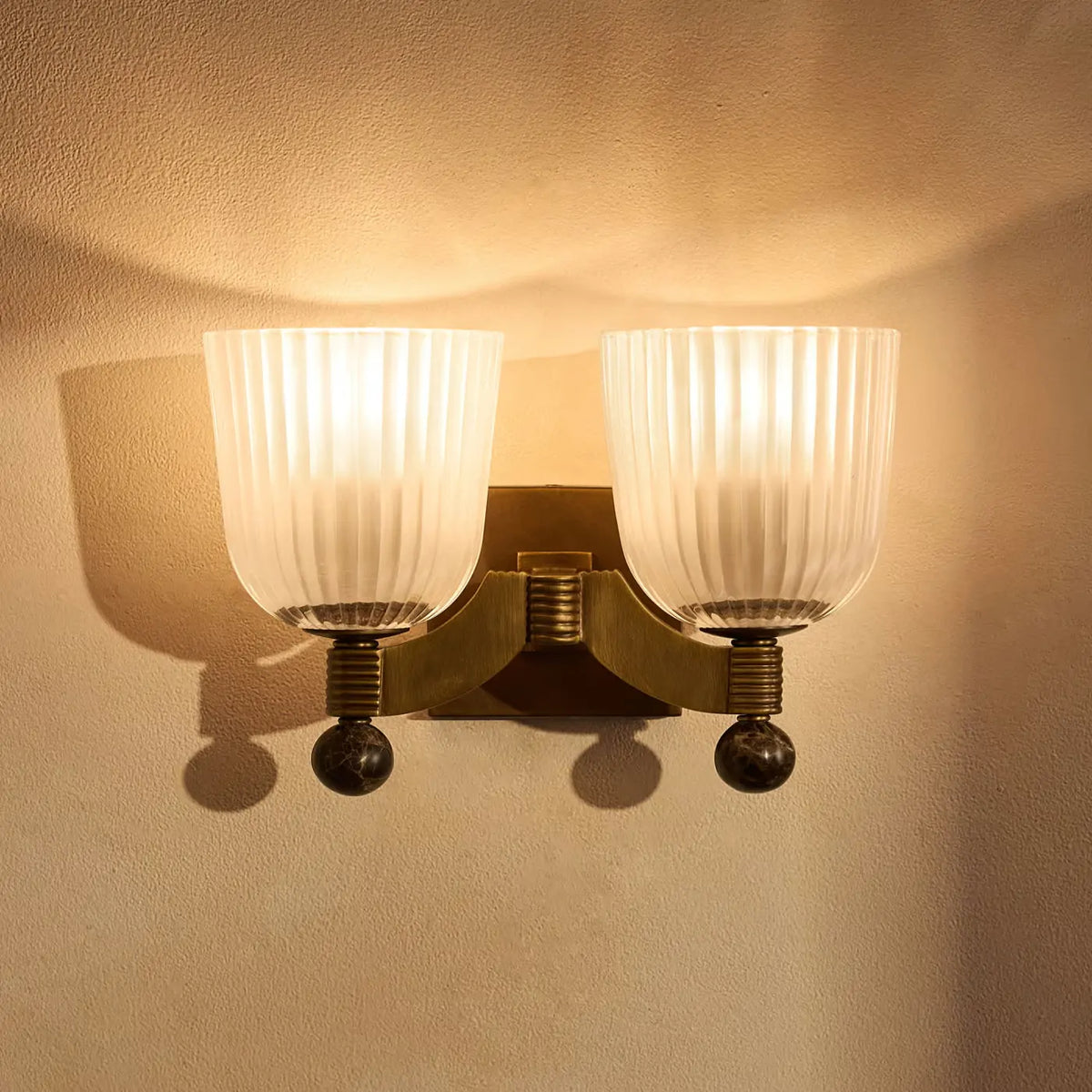colette-wall-light
