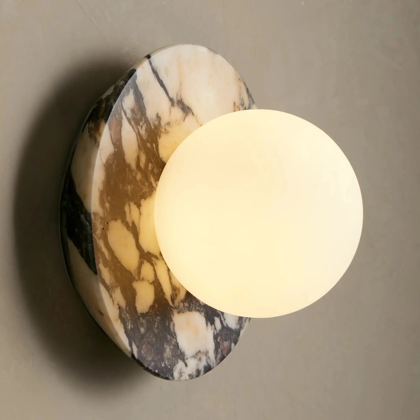 Corinna Sconce