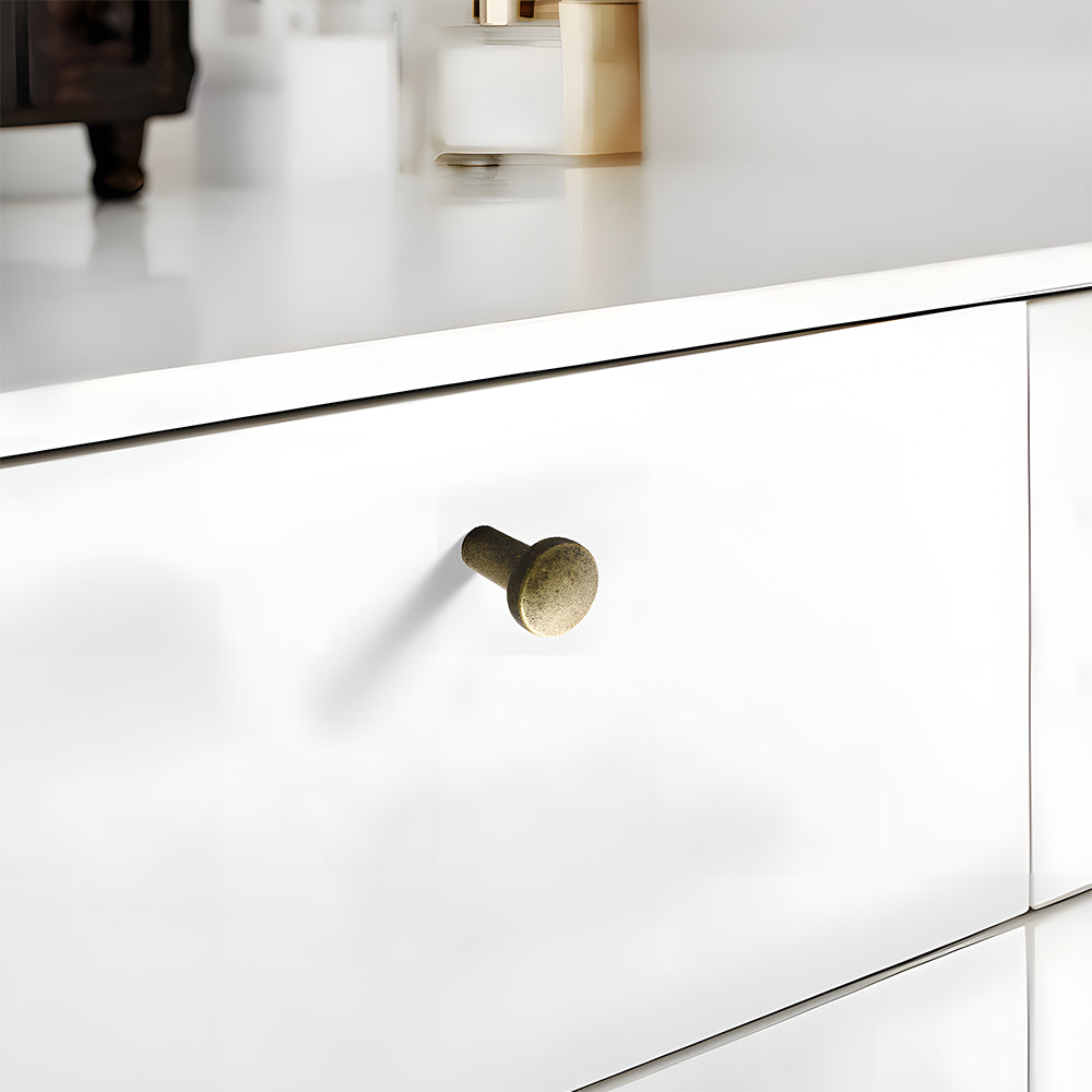 Retro American Hardware Cabinet Handles