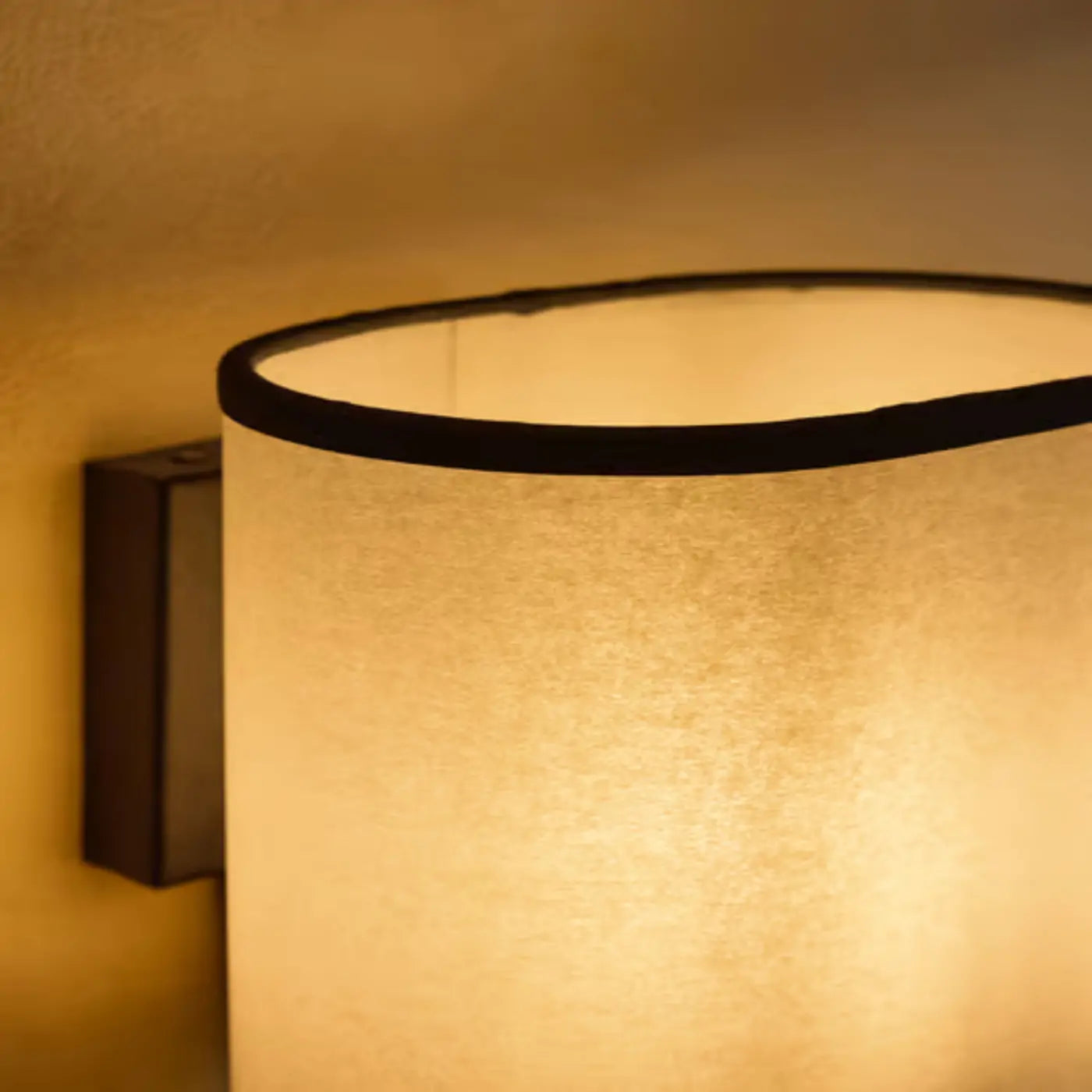 Flint Wall Light