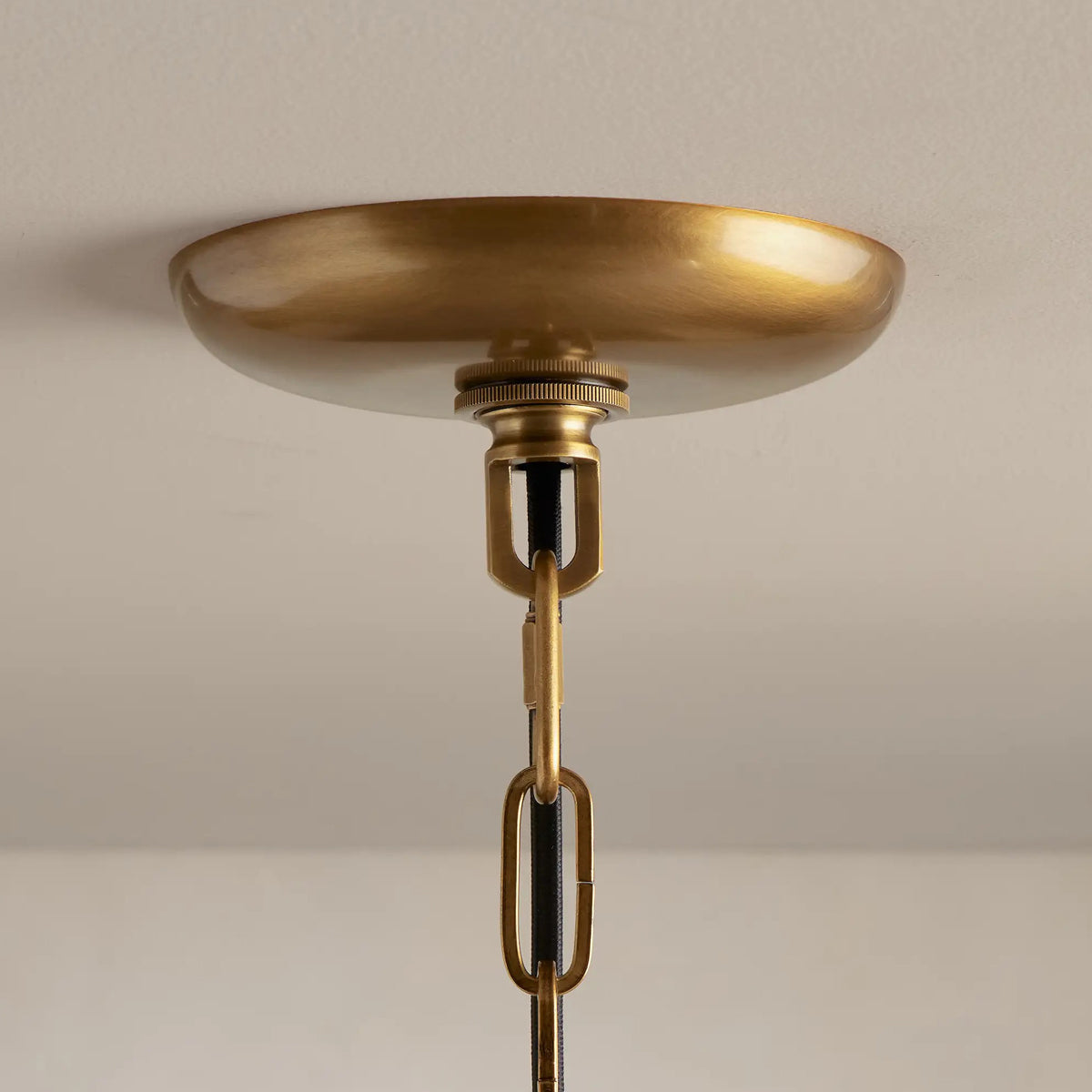 Ghiaccio Round Chandelier