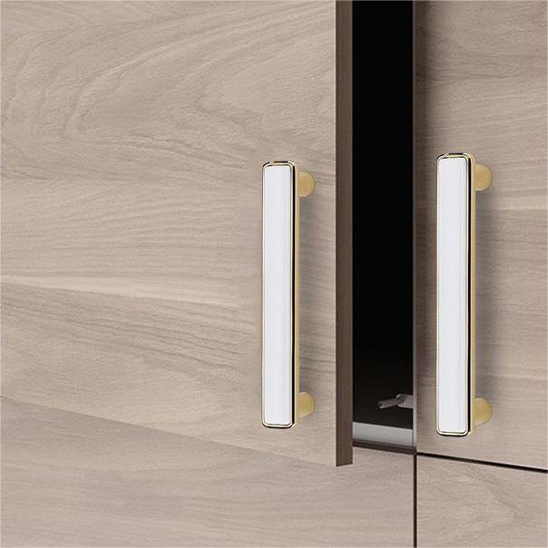 Modern Knobs and Pulls for Cabinets
