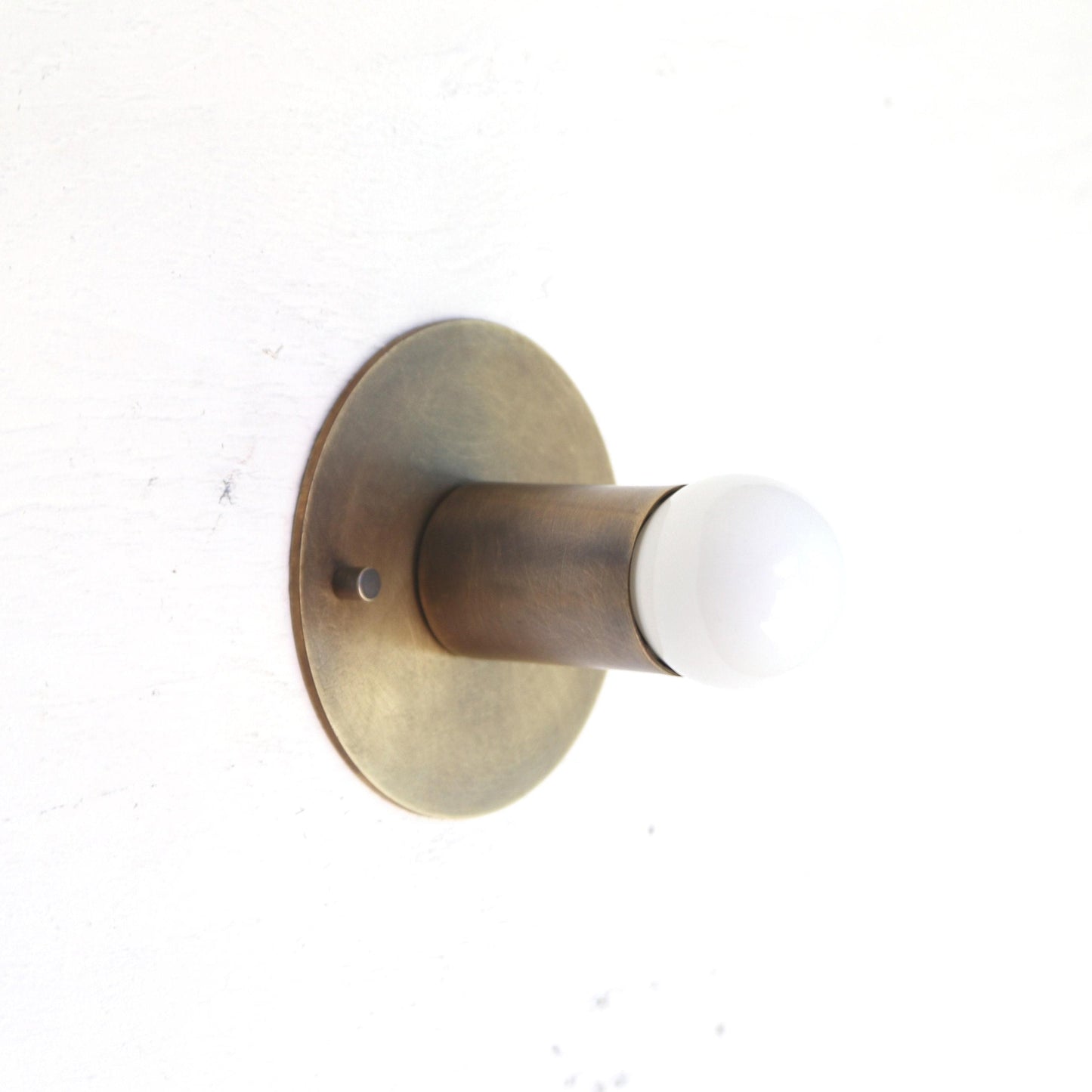 One-Light Minimal Brass Wall Sconce with Flush Back Plate