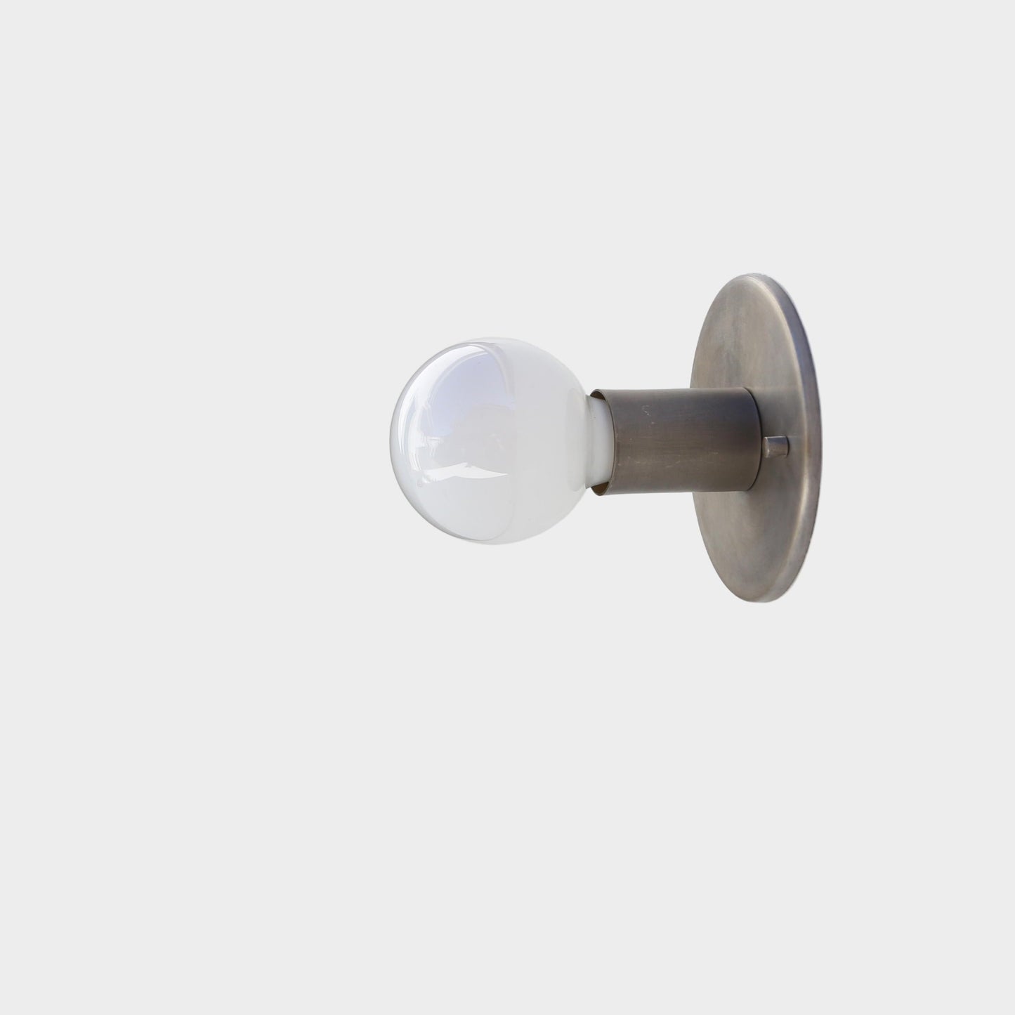 One-Light Minimal Brass Wall Sconce with Flush Back Plate