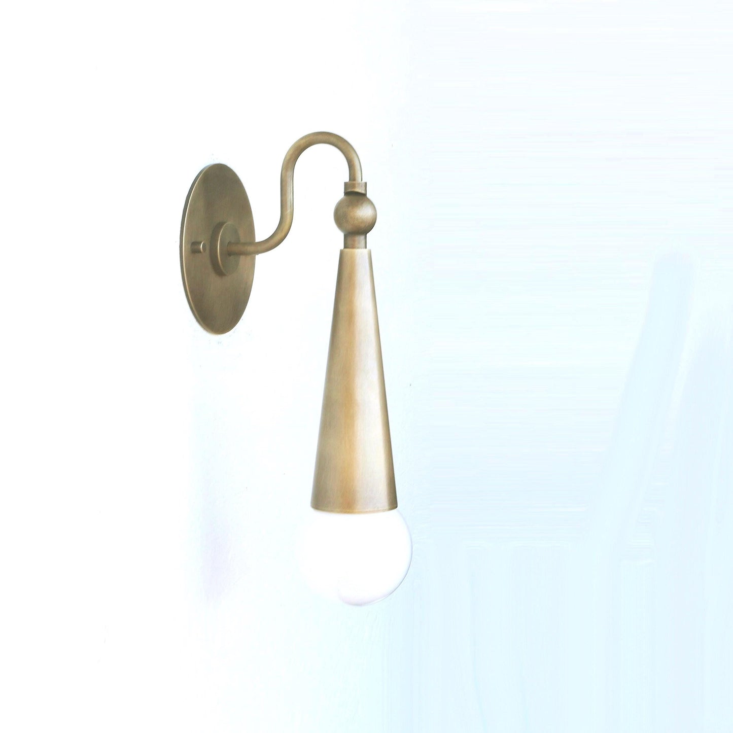One-Light Slim Trumpet Brass Wall Sconce