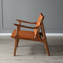 sagrada-chair-chestnut-leather-premium-lounge-chair-3