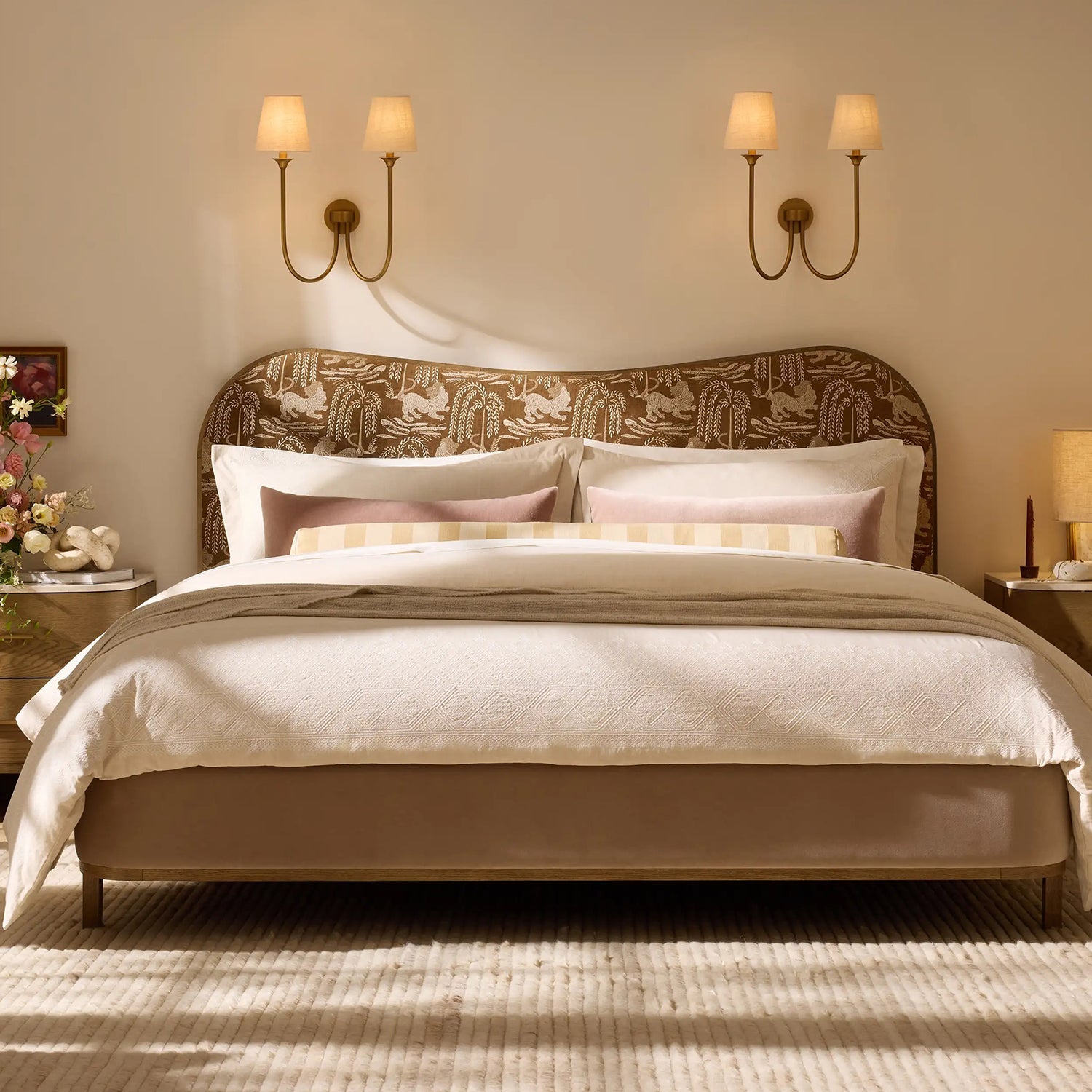 Saige Sconce