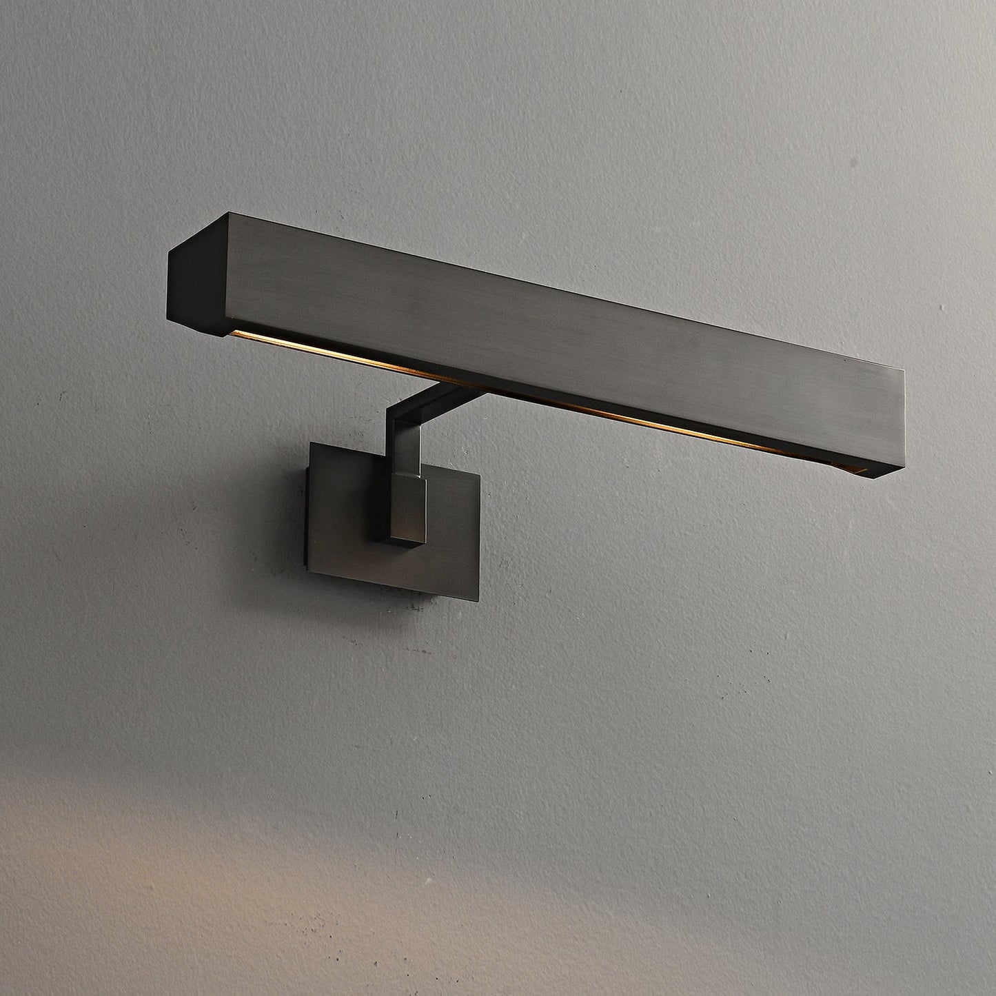 Vella Quadra Picture Light 18"